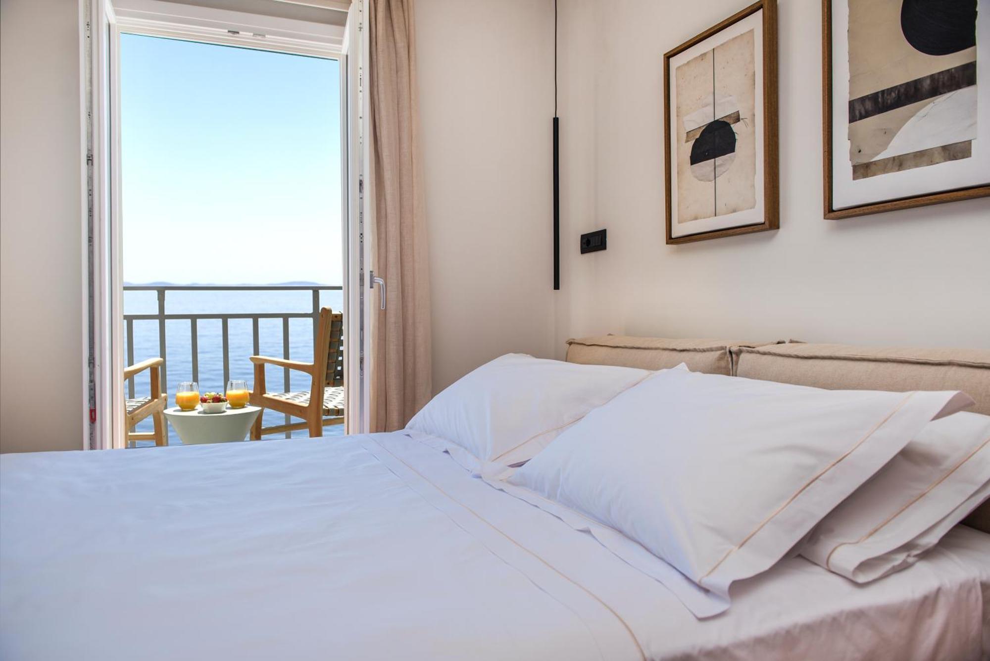 Anaya Suites แอร์มูโปลี ภายนอก รูปภาพ